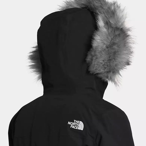 ❌SOLD❌

The North Face Women’s Arctic Parka NWT - Picture 5 of 6